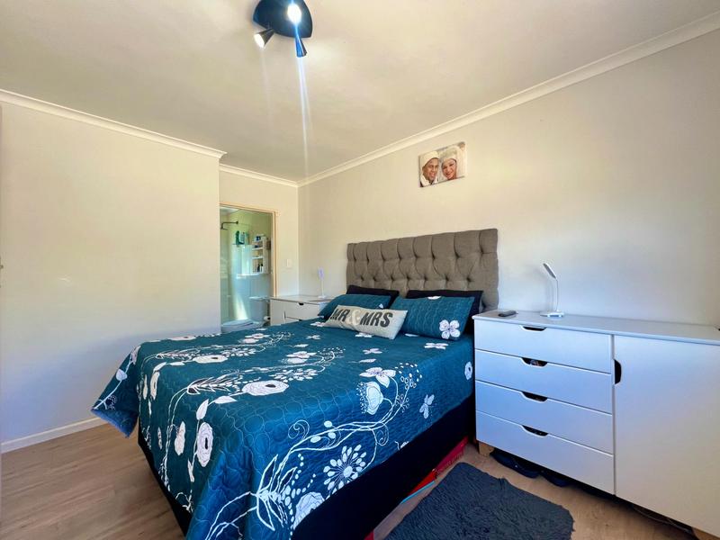 3 Bedroom Property for Sale in Heathfield Western Cape